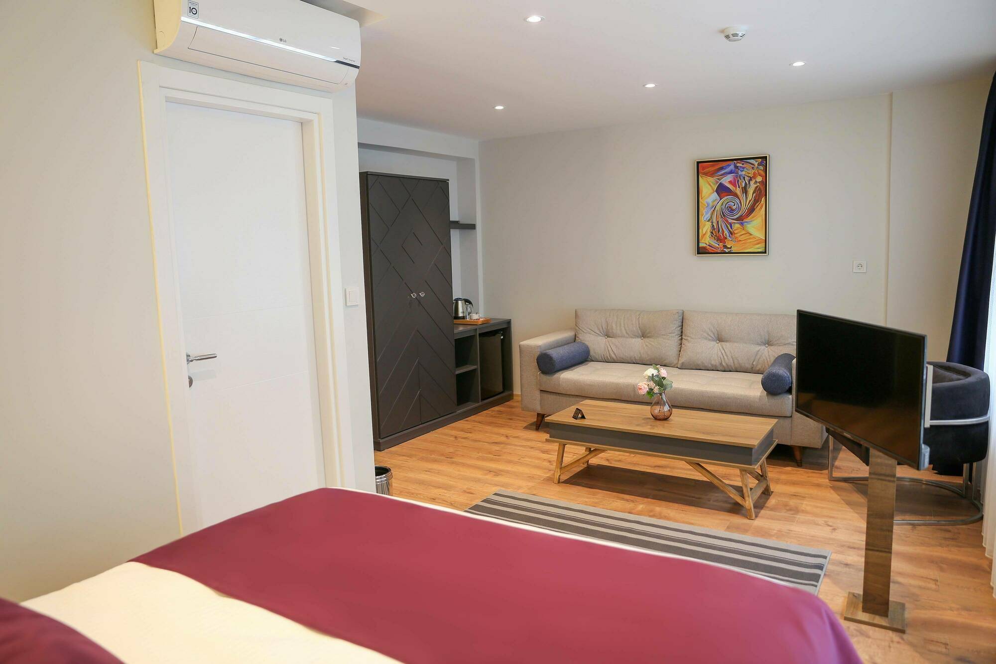 The Roomy Sisli 2* Istanboel